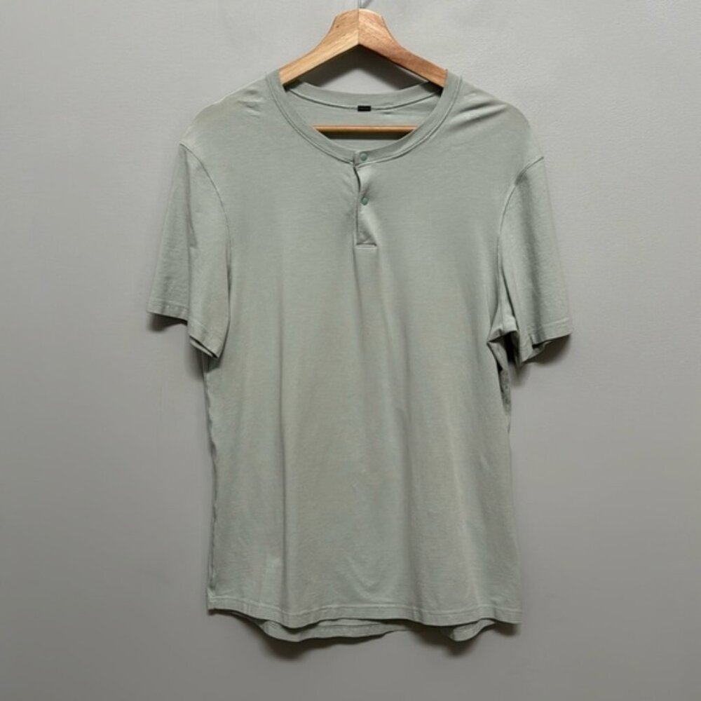 Lululemon Sage Green Short Sleeve Collarless Shirt Size S